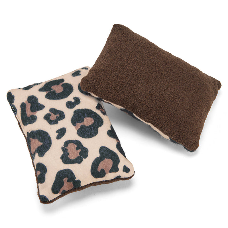 2 small pillows for guinea pigs made of leopard fleece by kavee